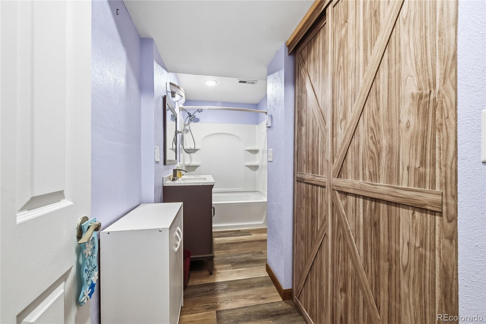 MLS Image #23 for 859 n 7th street,johnstown, Colorado