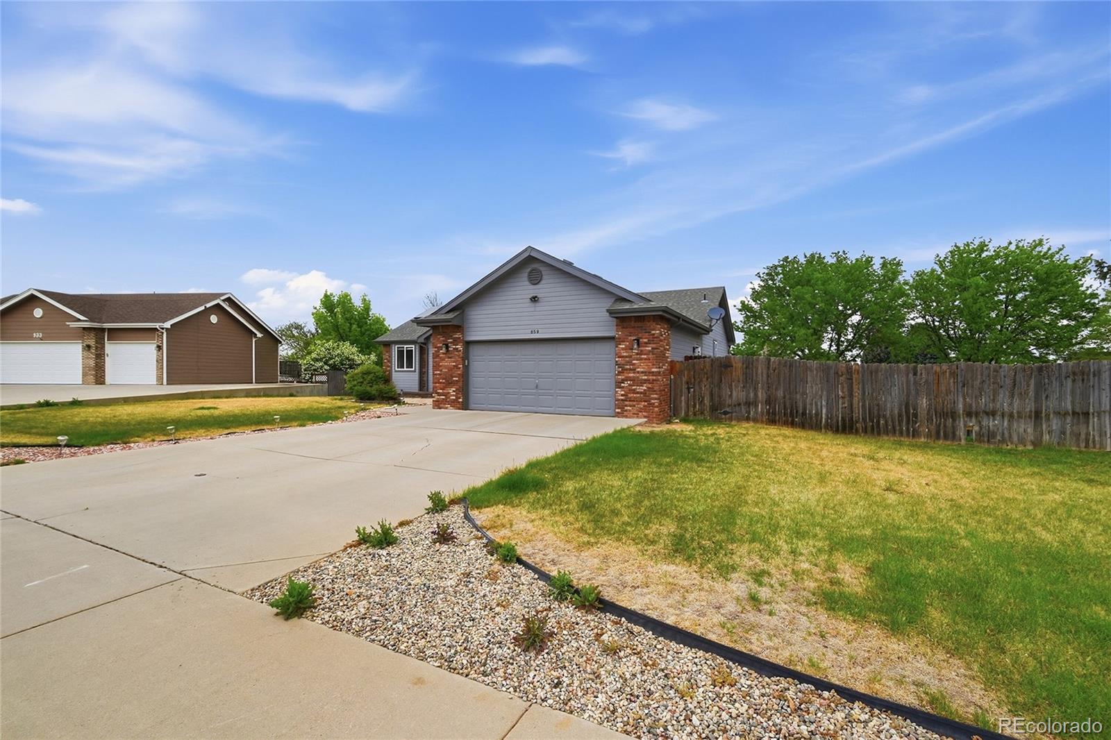 MLS Image #4 for 859 n 7th street,johnstown, Colorado