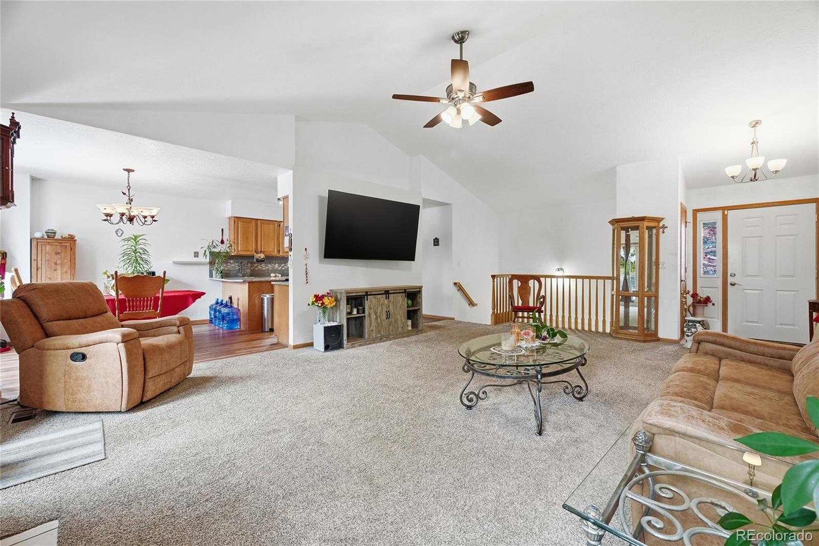 MLS Image #7 for 859 n 7th street,johnstown, Colorado
