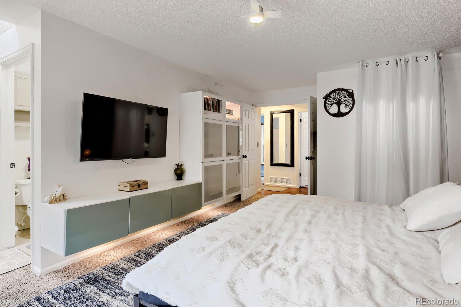 MLS Image #16 for 8266 s logan court,littleton, Colorado