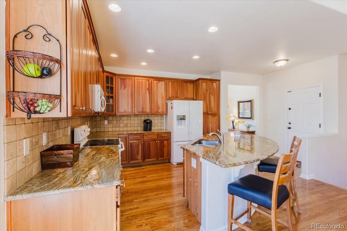 MLS Image #11 for 14774  eagle river loop,broomfield, Colorado