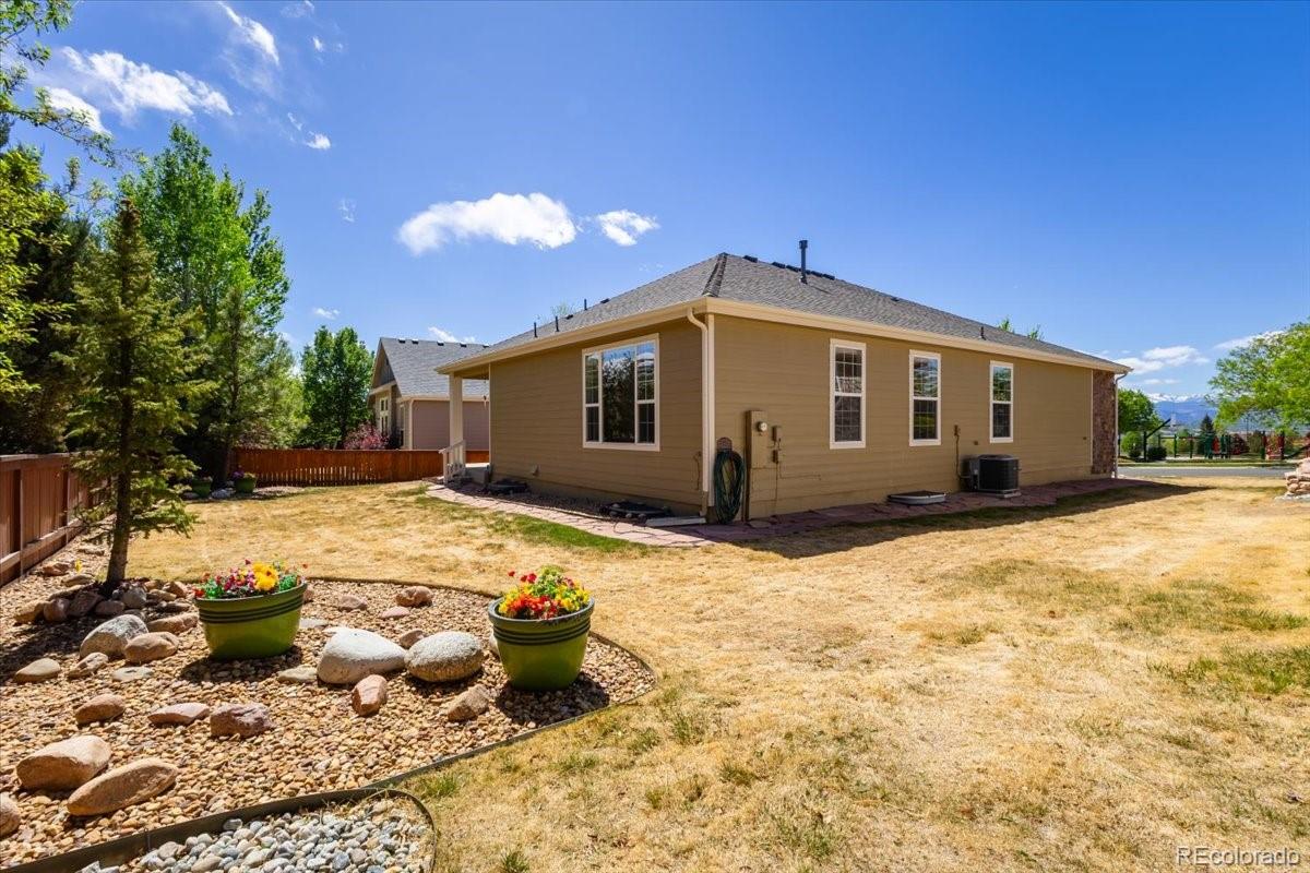 MLS Image #30 for 14774  eagle river loop,broomfield, Colorado