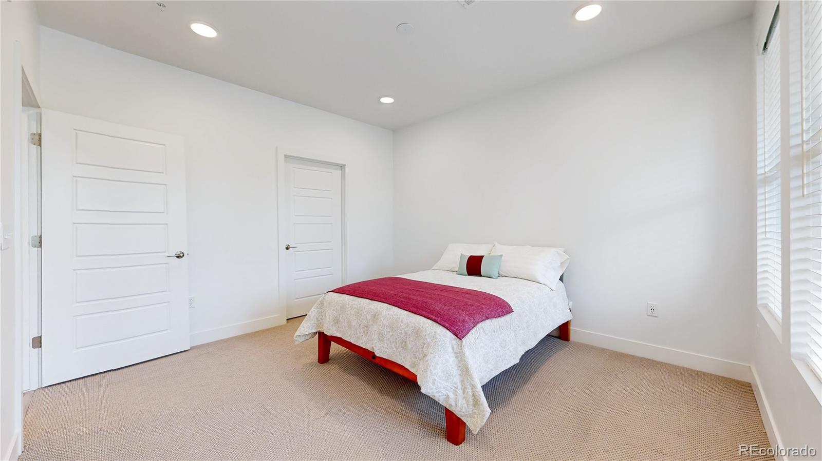 MLS Image #11 for 2851 w 52nd avenue,denver, Colorado