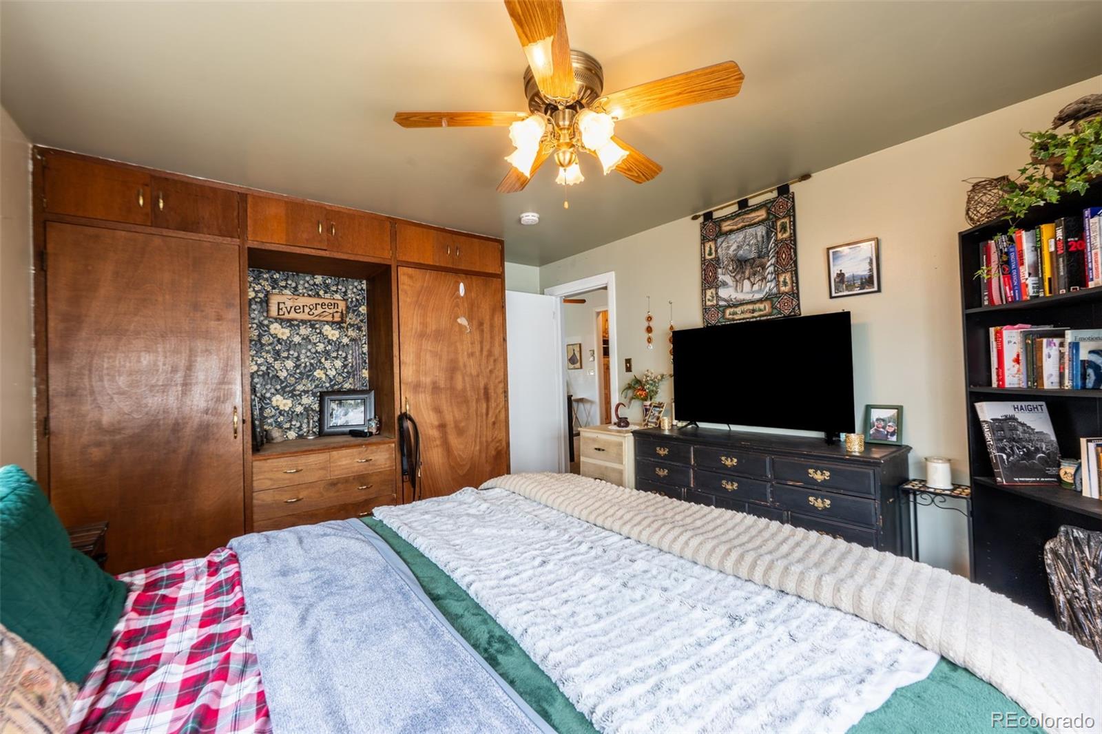 MLS Image #19 for 1922 w cucharras street,colorado springs, Colorado
