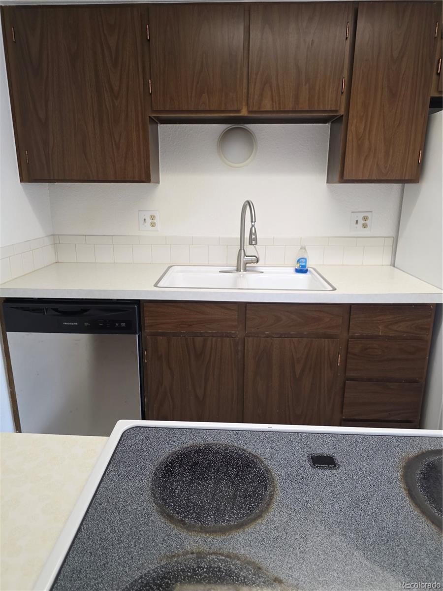 MLS Image #4 for 12183  melody drive,denver, Colorado