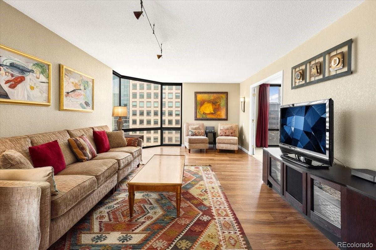MLS Image #4 for 1625  larimer street 1605,denver, Colorado