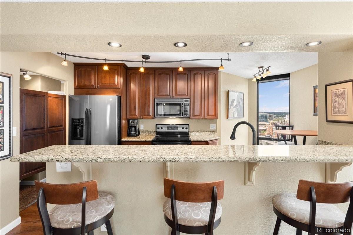 MLS Image #9 for 1625  larimer street 1605,denver, Colorado