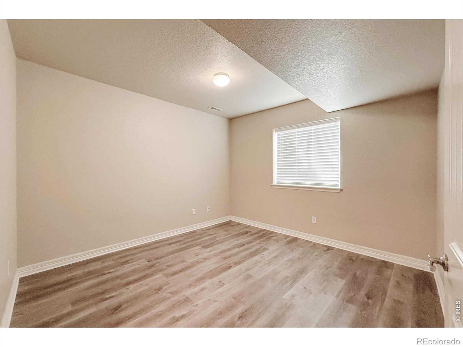 MLS Image #42 for 688  arches court,berthoud, Colorado