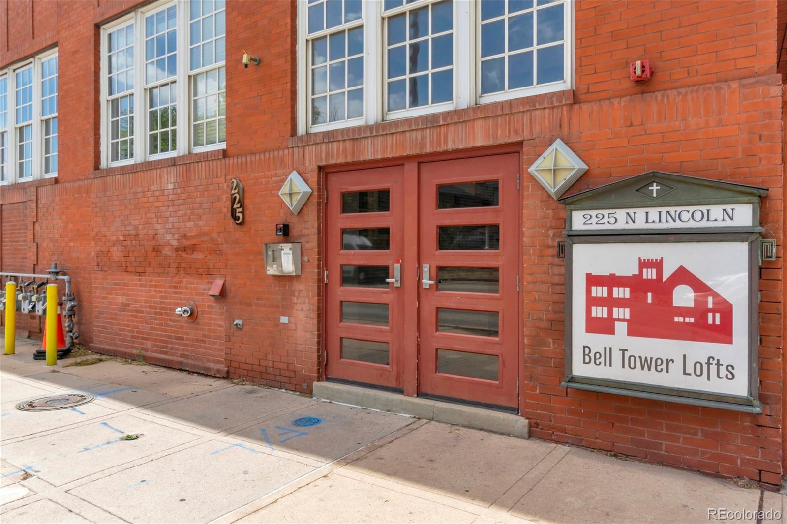 MLS Image #2 for 225 n lincoln street 1,denver, Colorado