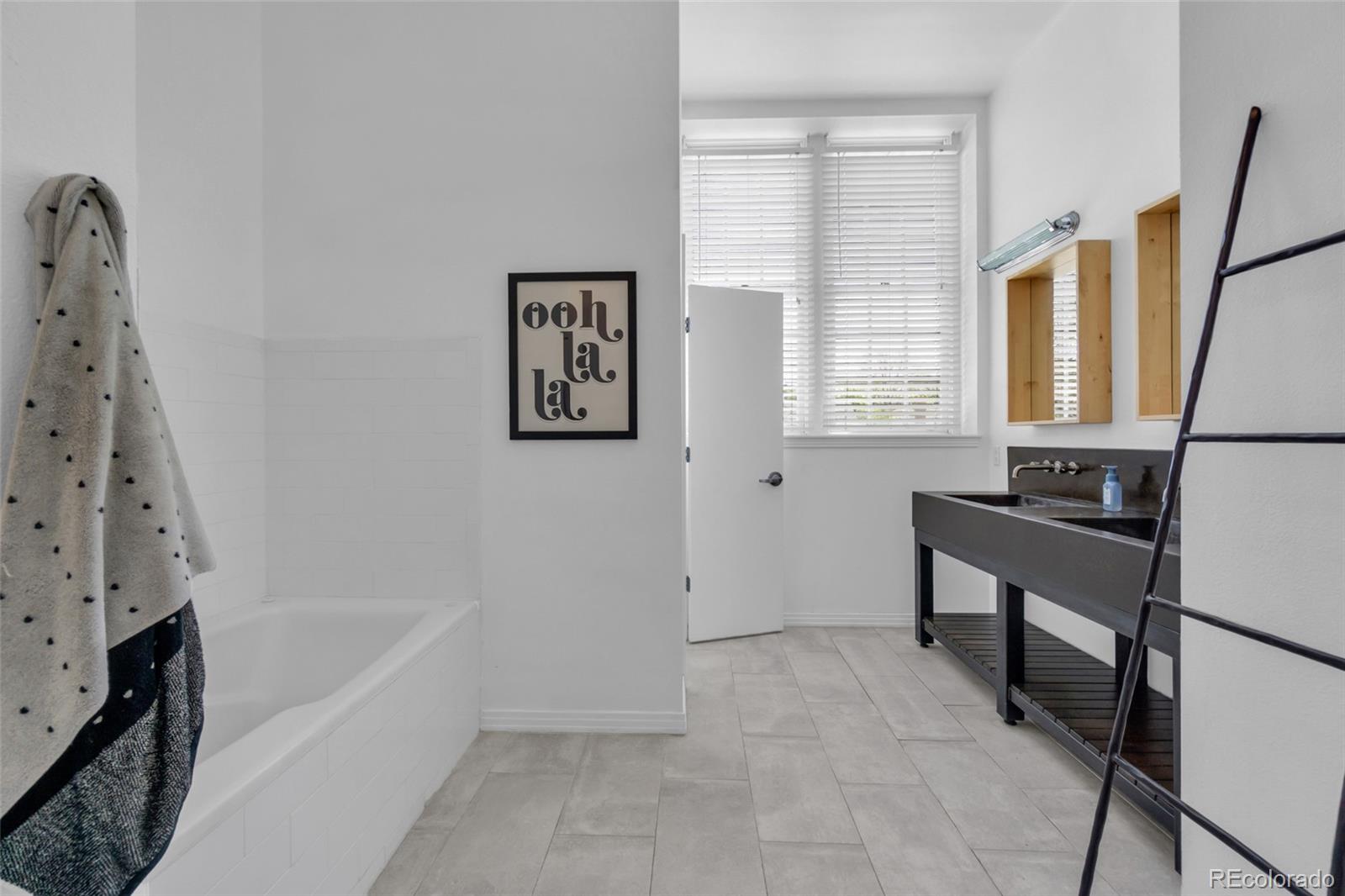 MLS Image #29 for 225 n lincoln street 1,denver, Colorado