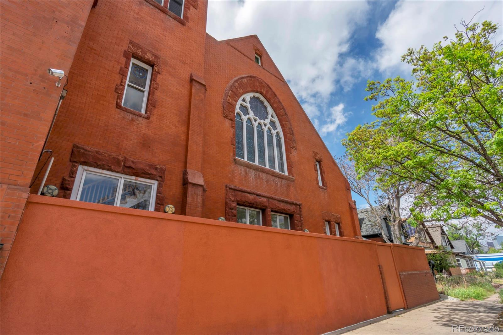 MLS Image #3 for 225 n lincoln street 1,denver, Colorado
