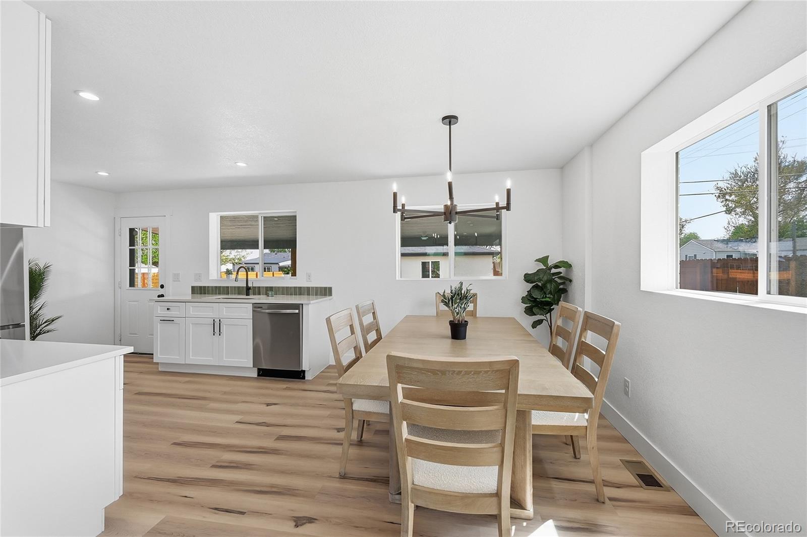 MLS Image #4 for 1550 w 52nd avenue ,denver, Colorado