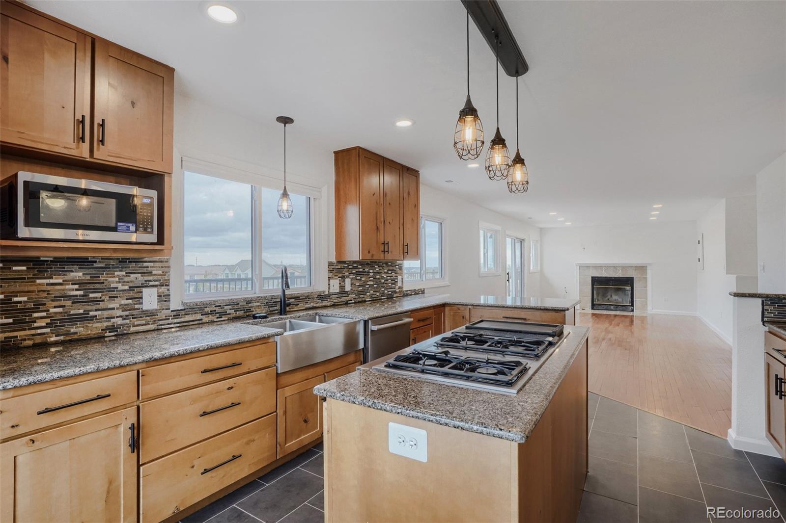 MLS Image #10 for 5171 s buchanan street,aurora, Colorado