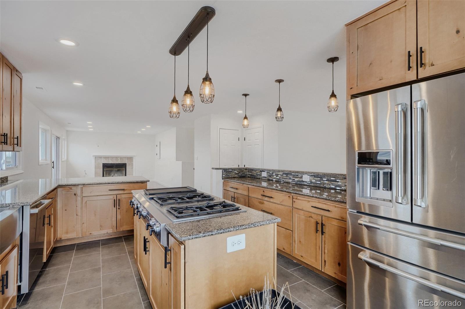 MLS Image #11 for 5171 s buchanan street,aurora, Colorado