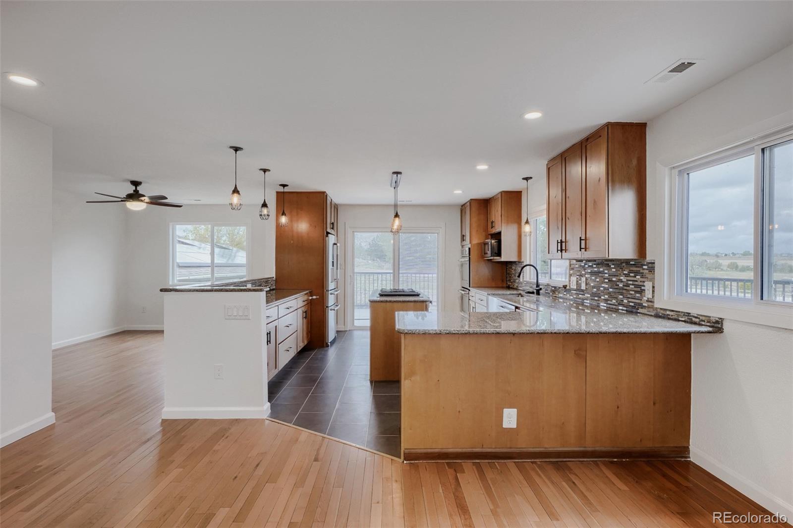 MLS Image #13 for 5171 s buchanan street,aurora, Colorado