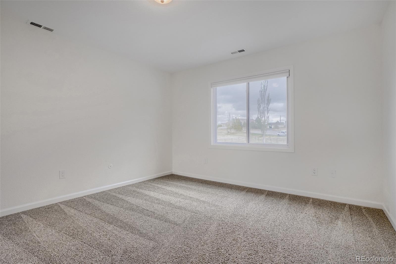 MLS Image #17 for 5171 s buchanan street,aurora, Colorado