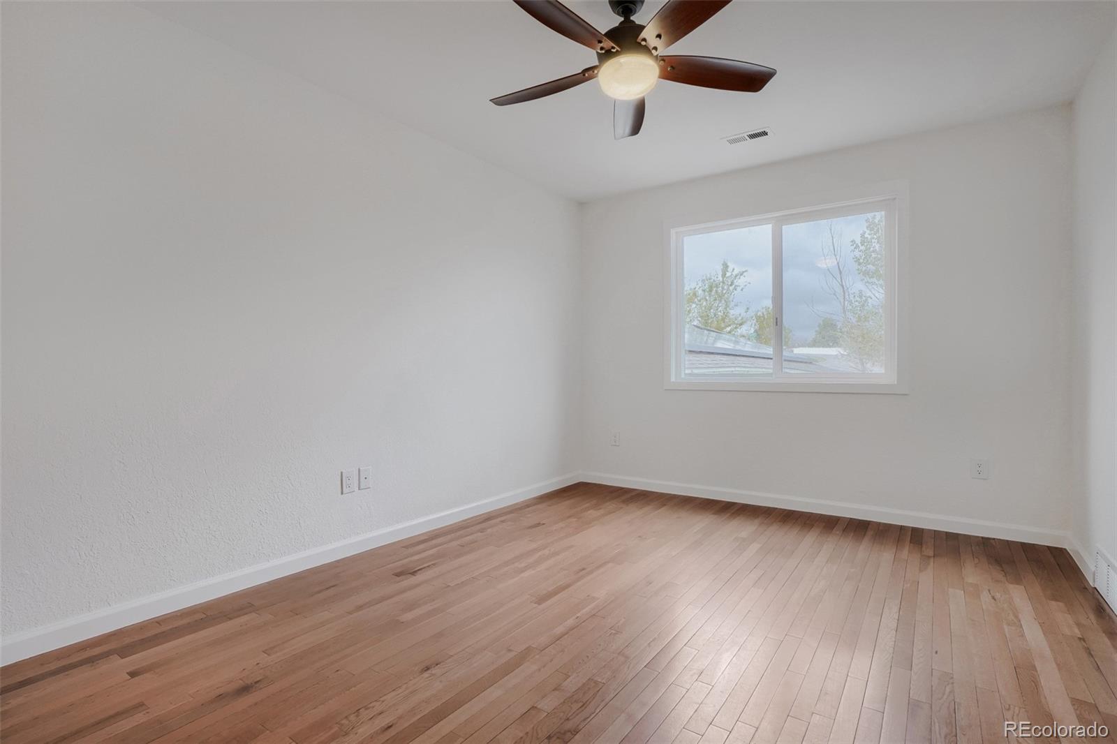 MLS Image #19 for 5171 s buchanan street,aurora, Colorado
