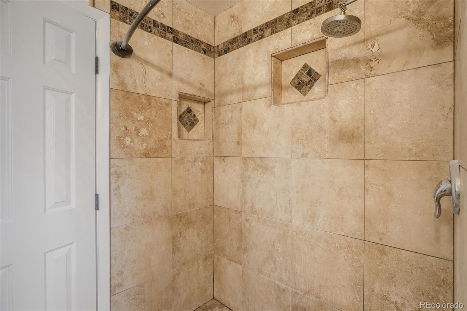 MLS Image #25 for 5171 s buchanan street,aurora, Colorado
