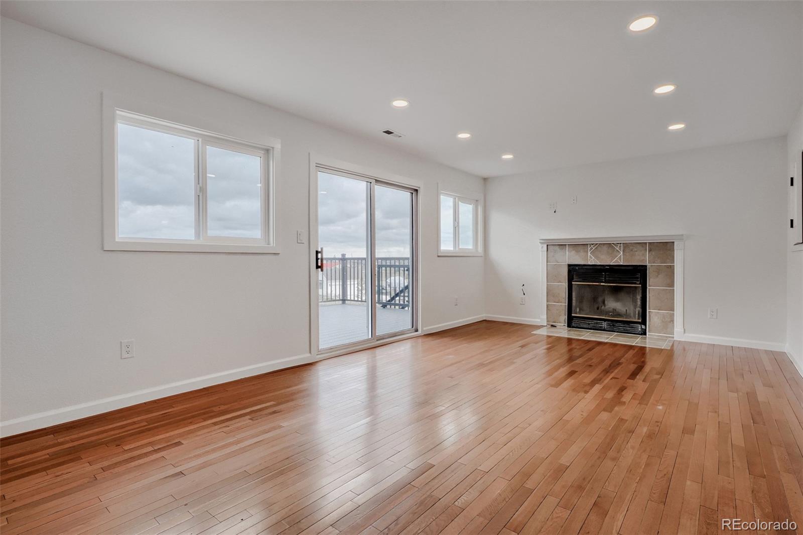 MLS Image #9 for 5171 s buchanan street,aurora, Colorado