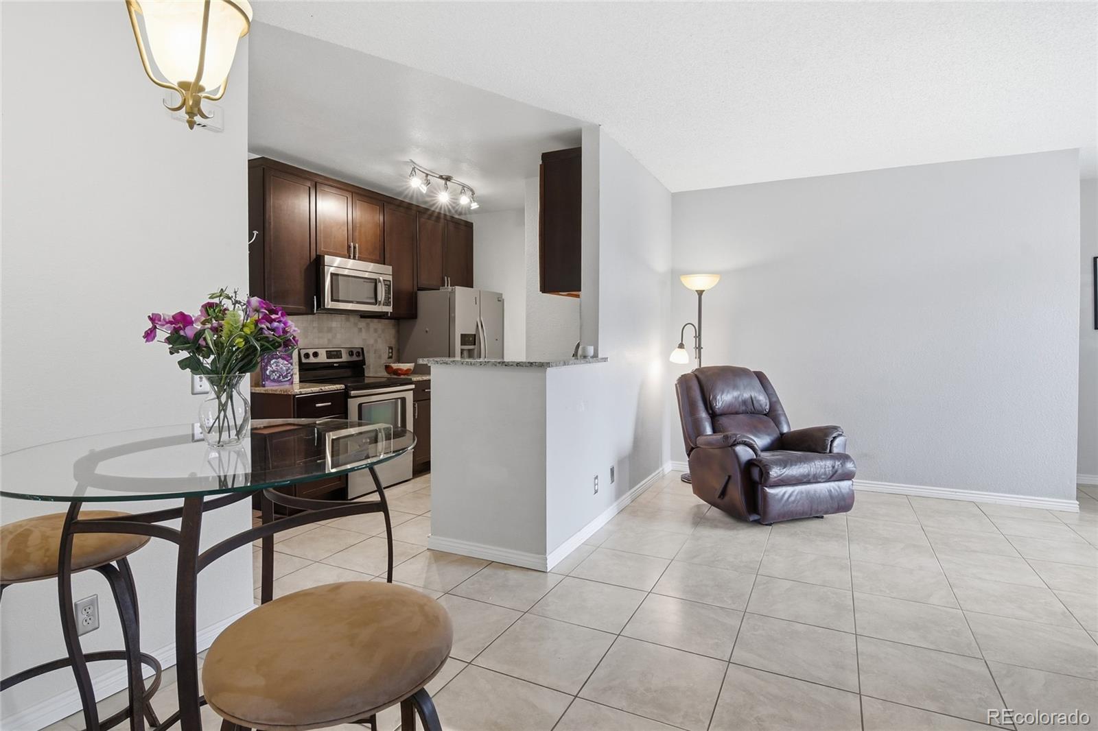 MLS Image #4 for 3026 w prentice avenue,littleton, Colorado