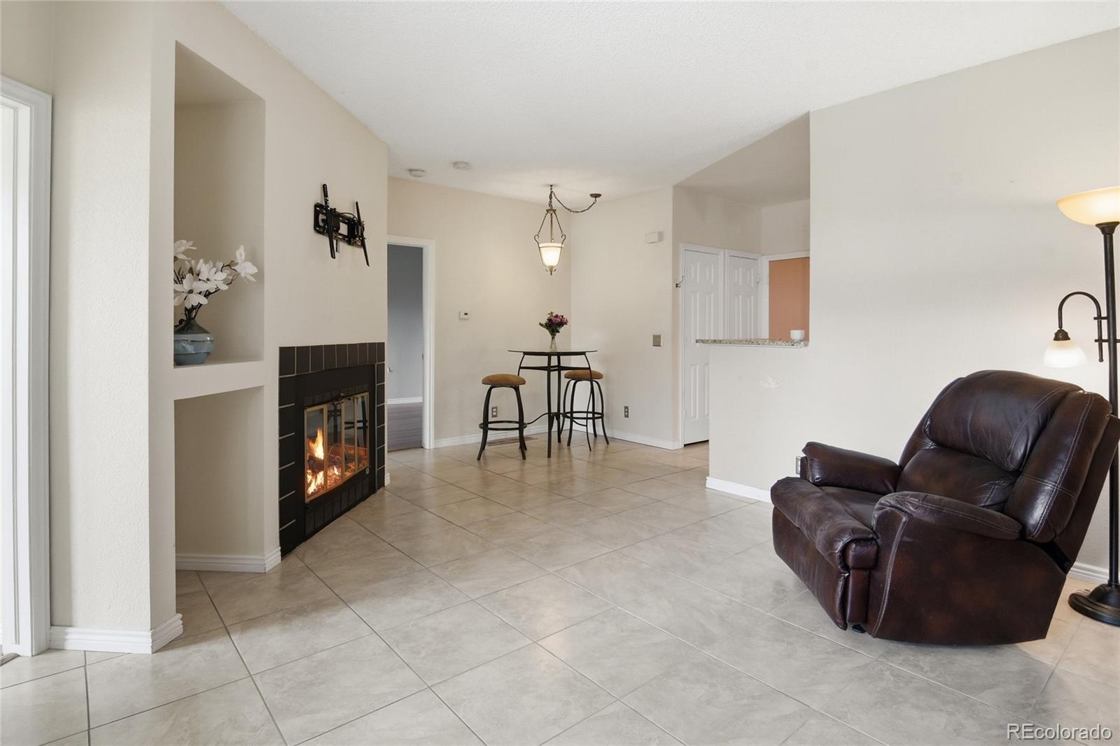 MLS Image #5 for 3026 w prentice avenue,littleton, Colorado