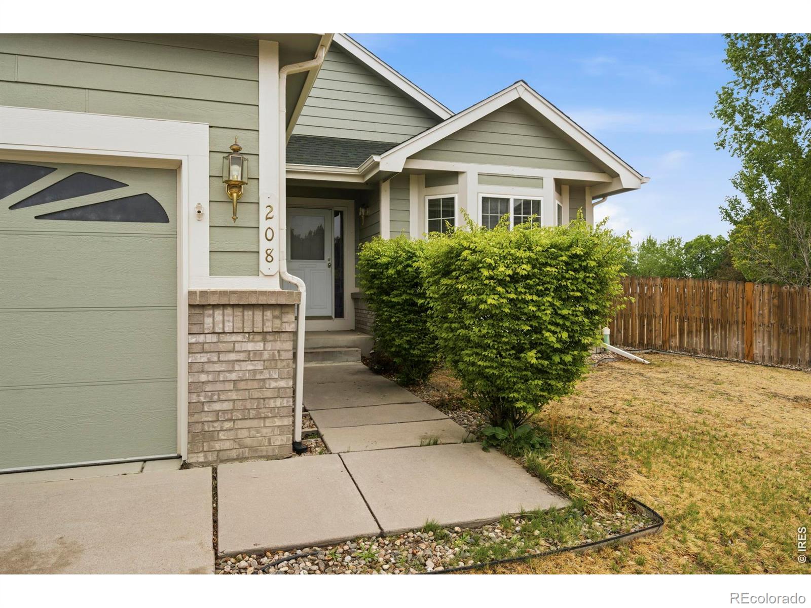 MLS Image #2 for 208  egyptian court,fort collins, Colorado