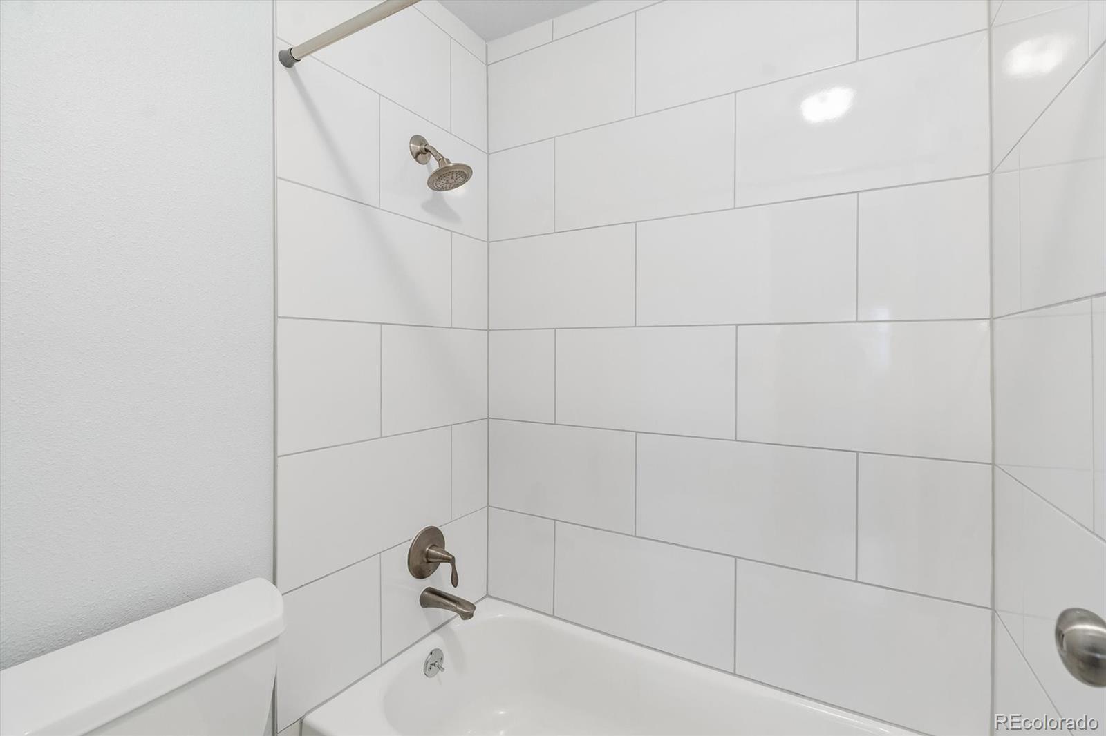 MLS Image #17 for 3550 s harlan street,denver, Colorado