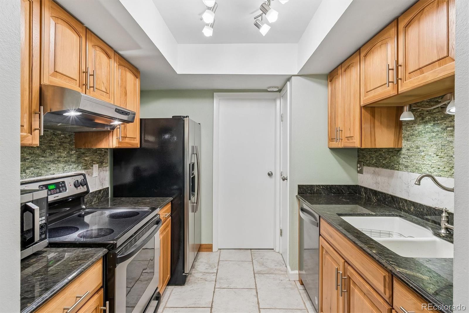 MLS Image #4 for 3550 s harlan street,denver, Colorado