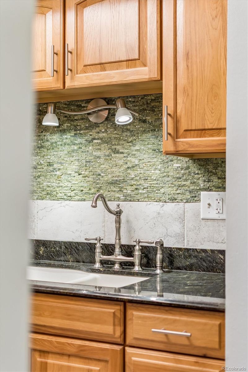 MLS Image #7 for 3550 s harlan street,denver, Colorado