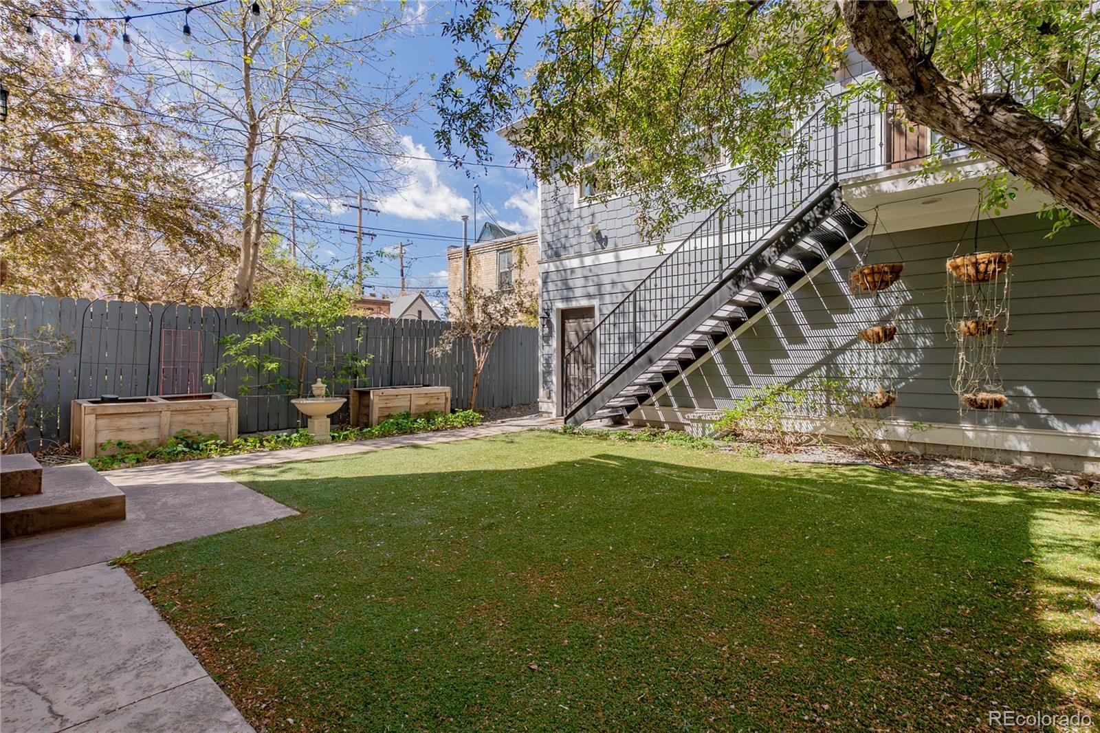 MLS Image #33 for 1745 n emerson street,denver, Colorado