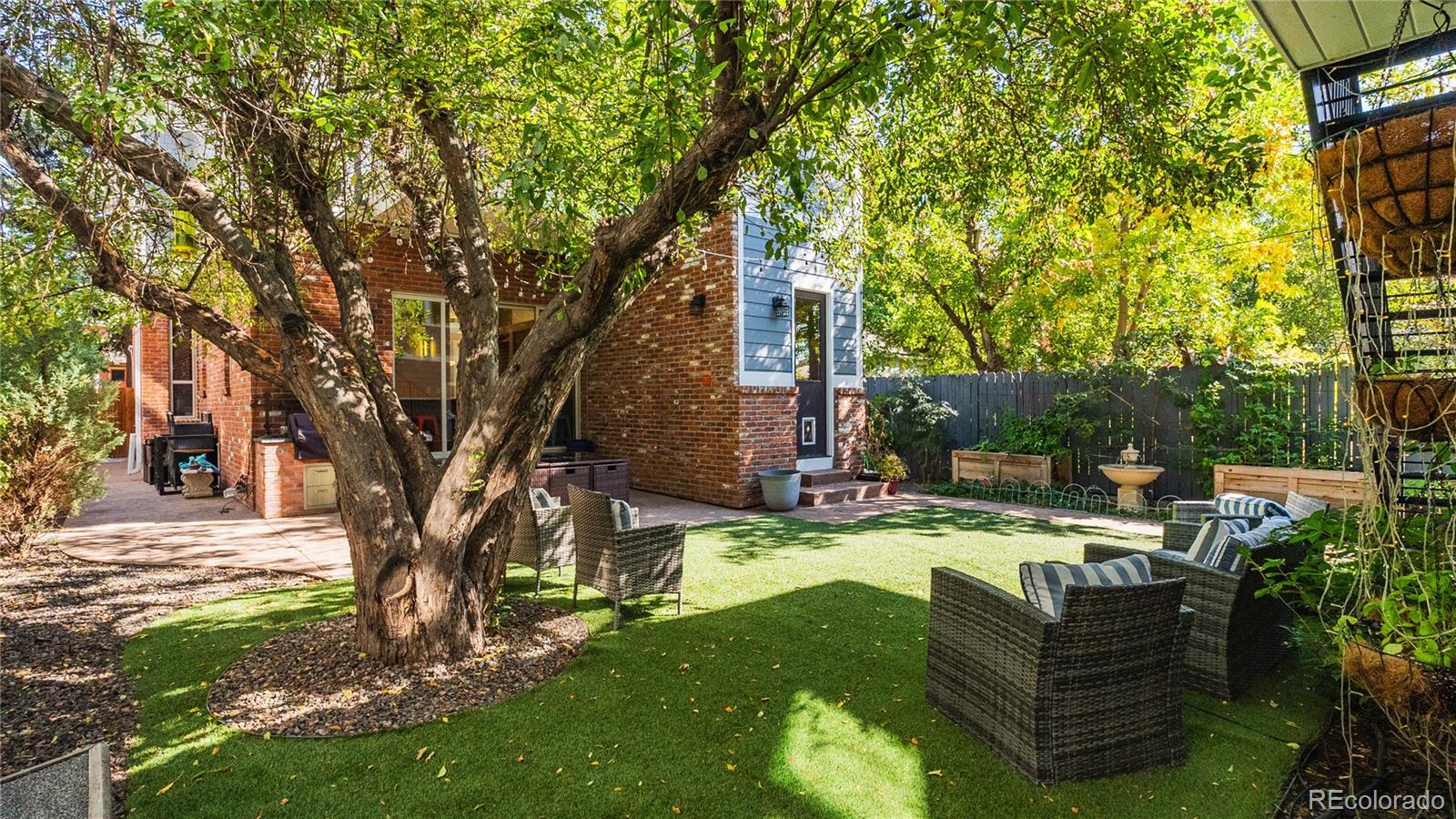 MLS Image #40 for 1745 n emerson street,denver, Colorado