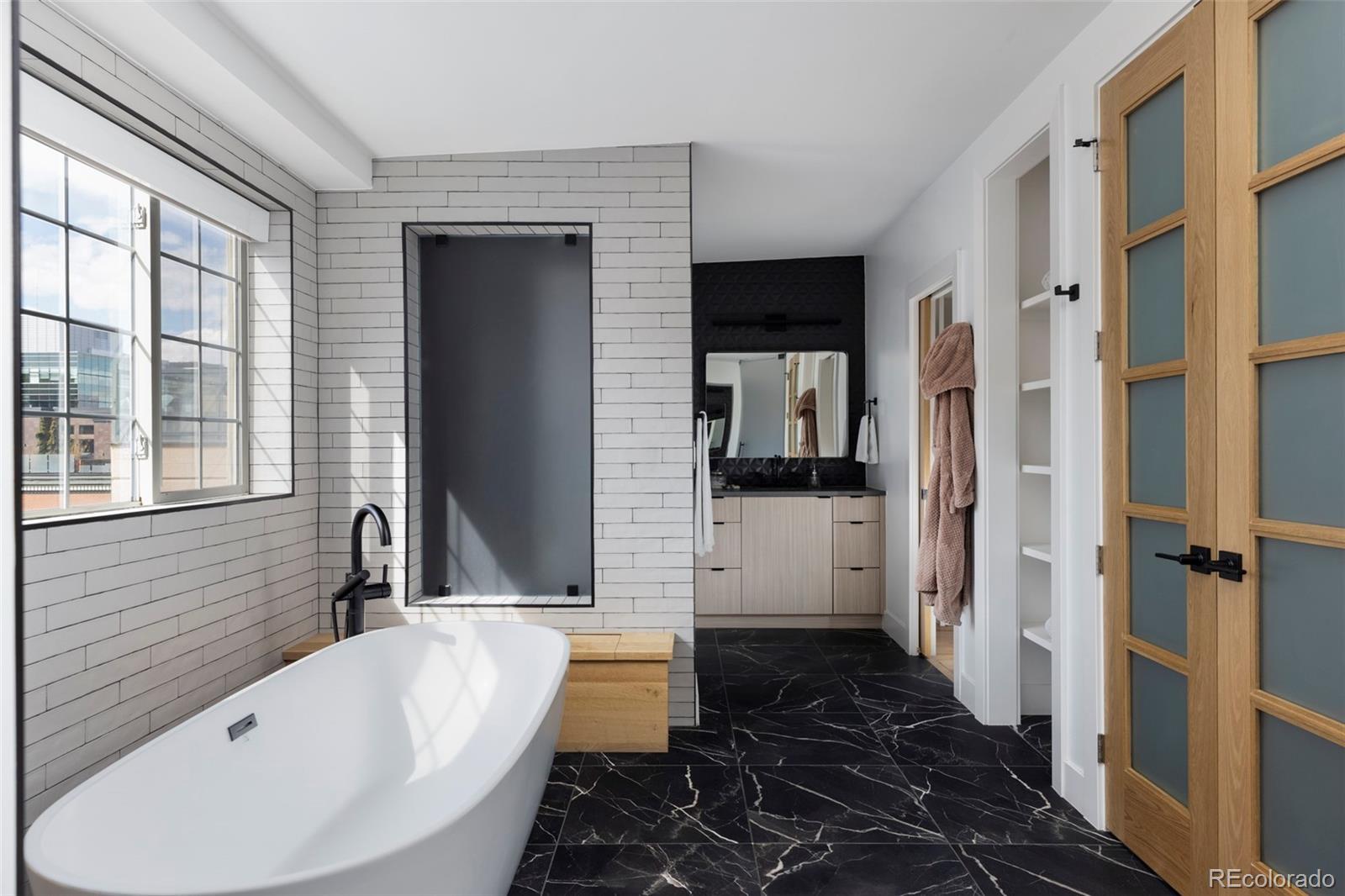 MLS Image #29 for 1441  wazee street,denver, Colorado