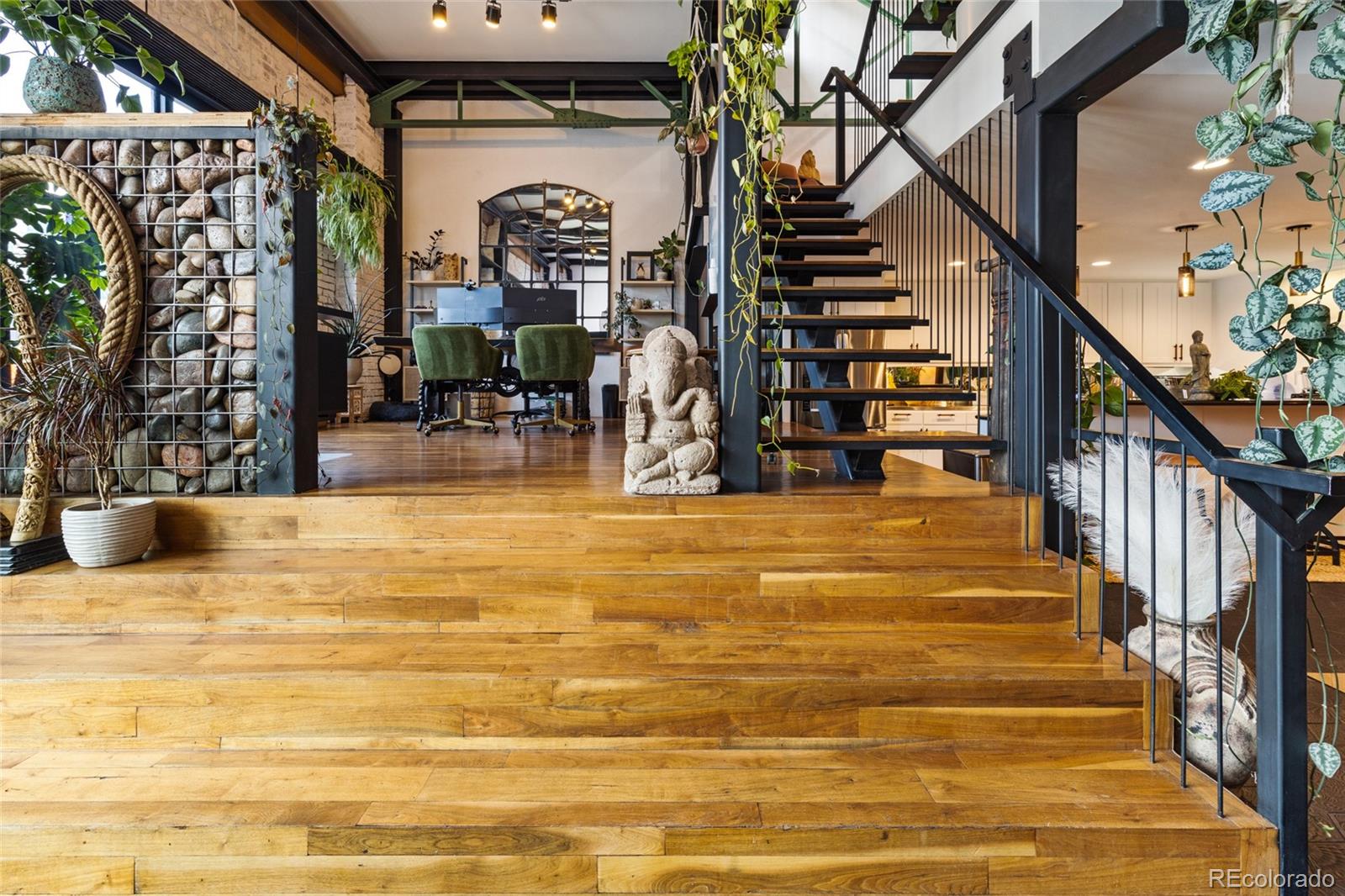 MLS Image #12 for 1203  24th street,denver, Colorado