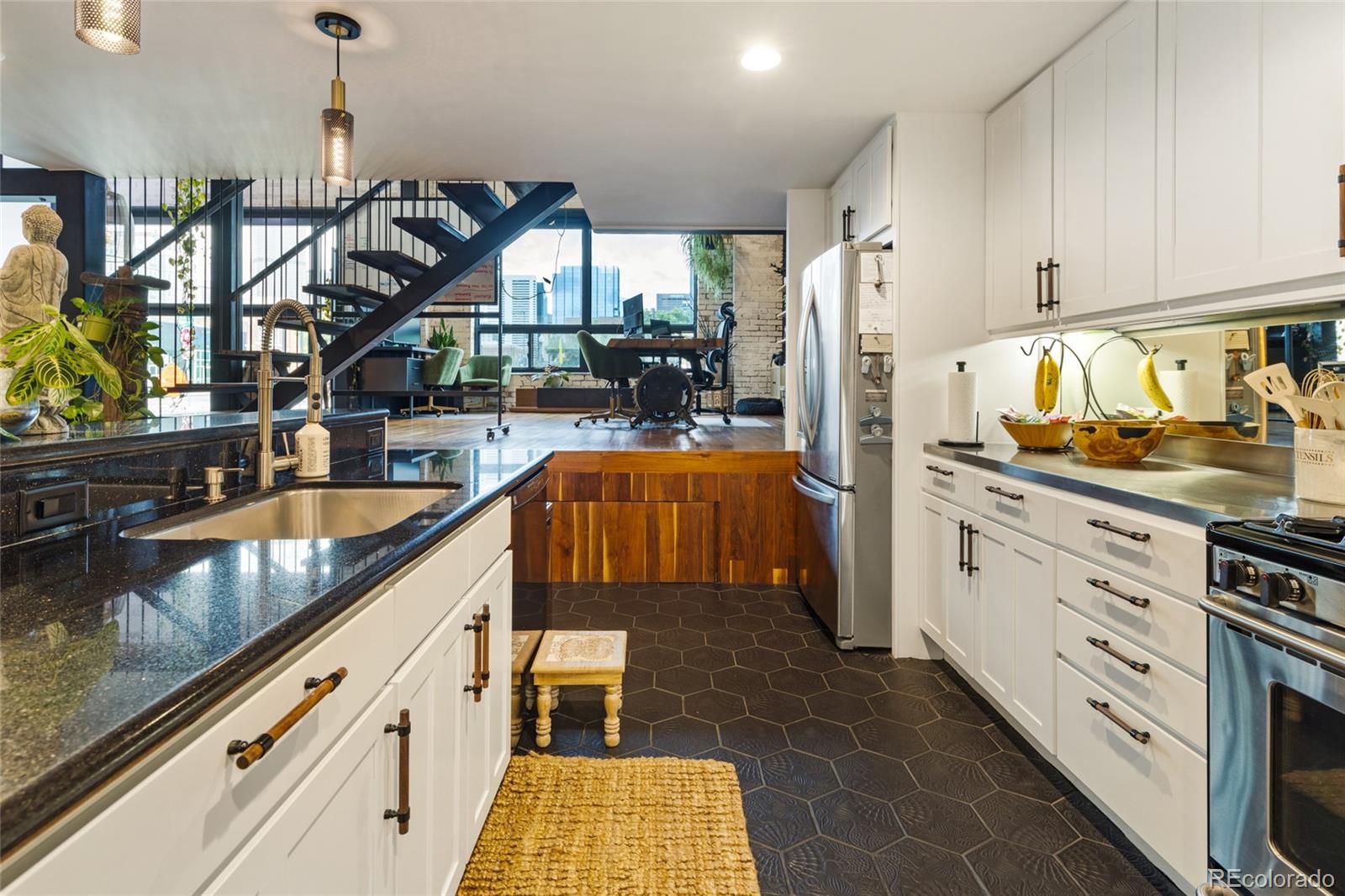 MLS Image #9 for 1203  24th street,denver, Colorado