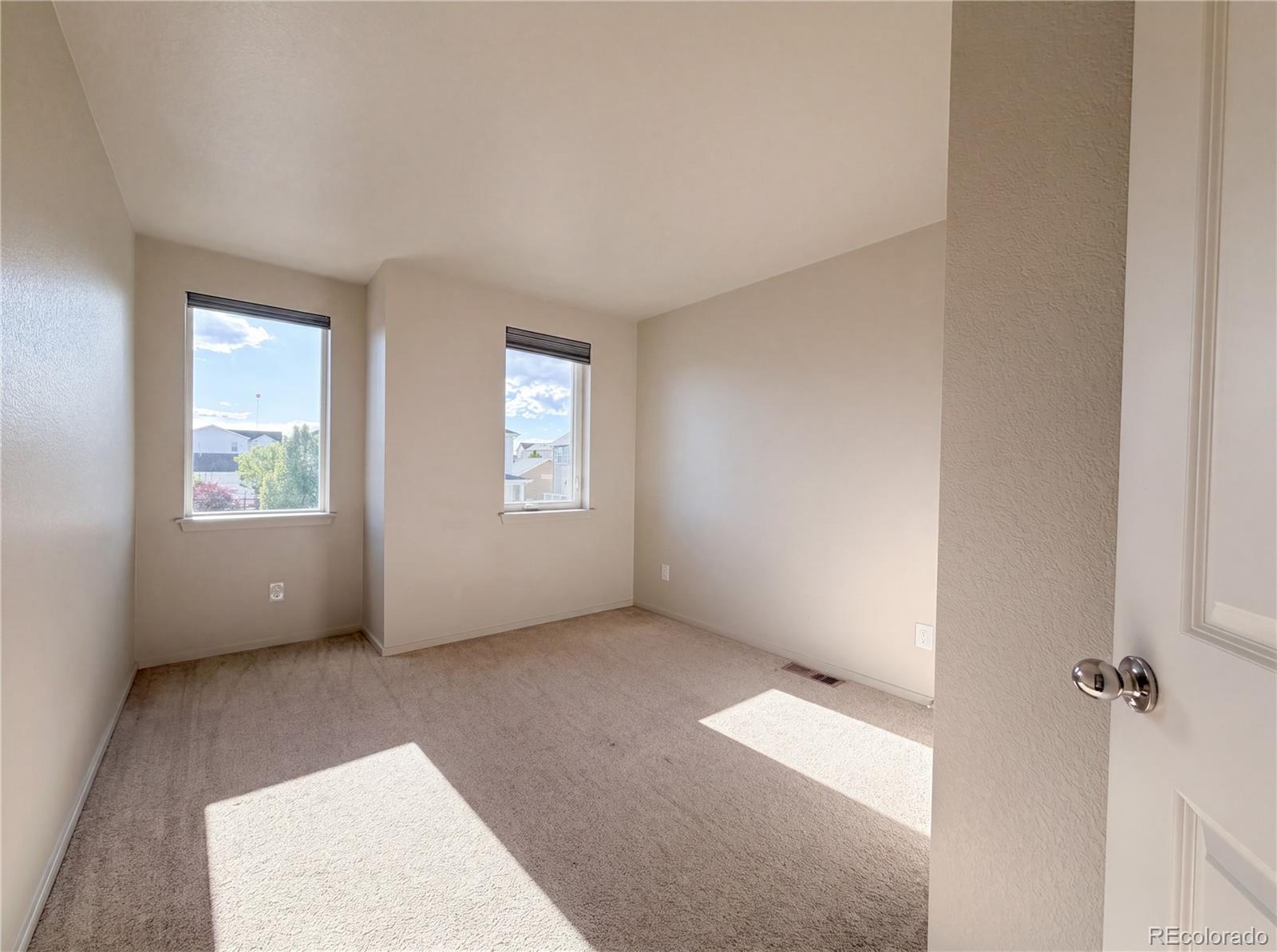 MLS Image #13 for 12746  river rock way,longmont, Colorado