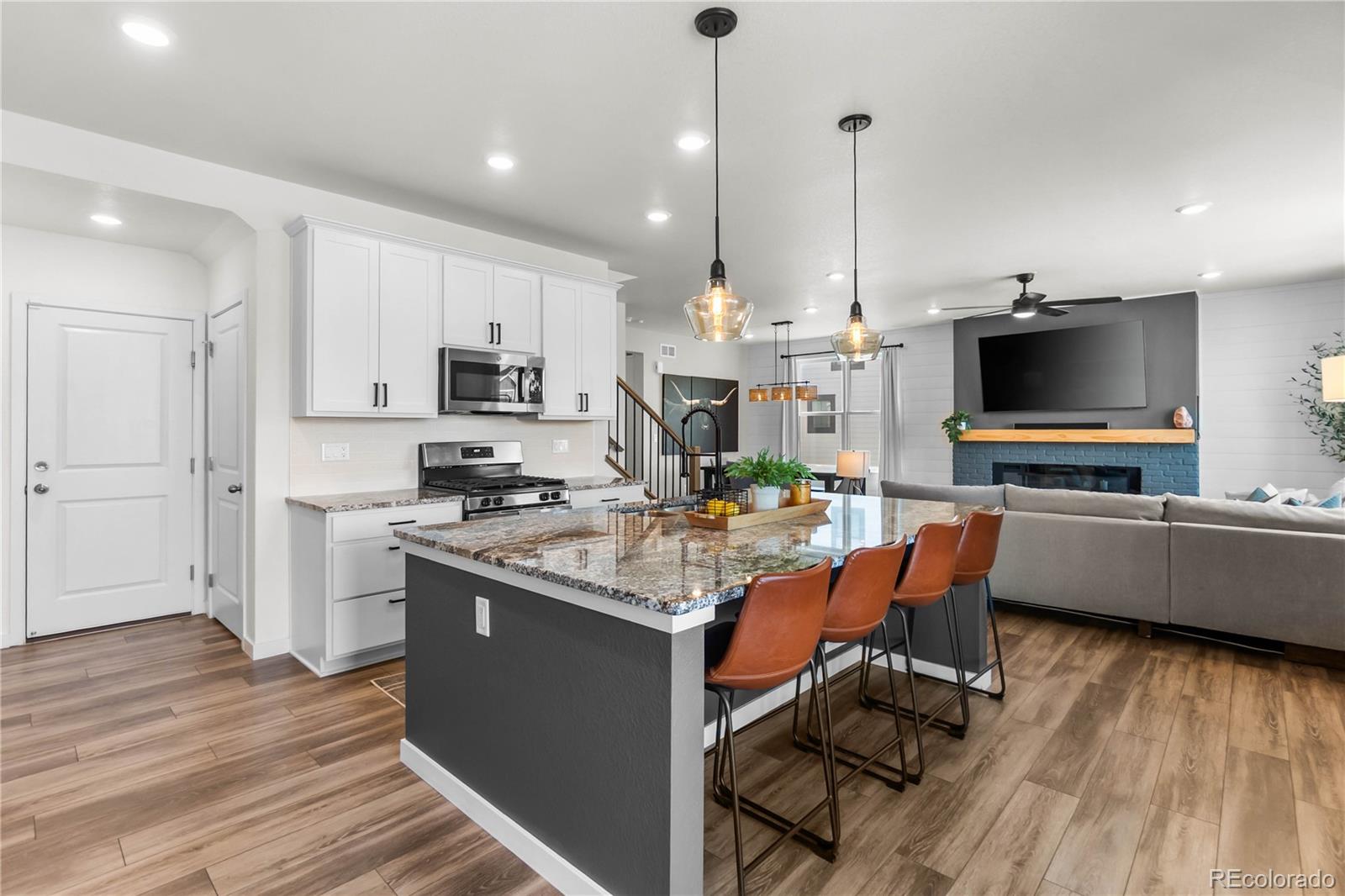 MLS Image #16 for 39345  hart circle,elizabeth, Colorado