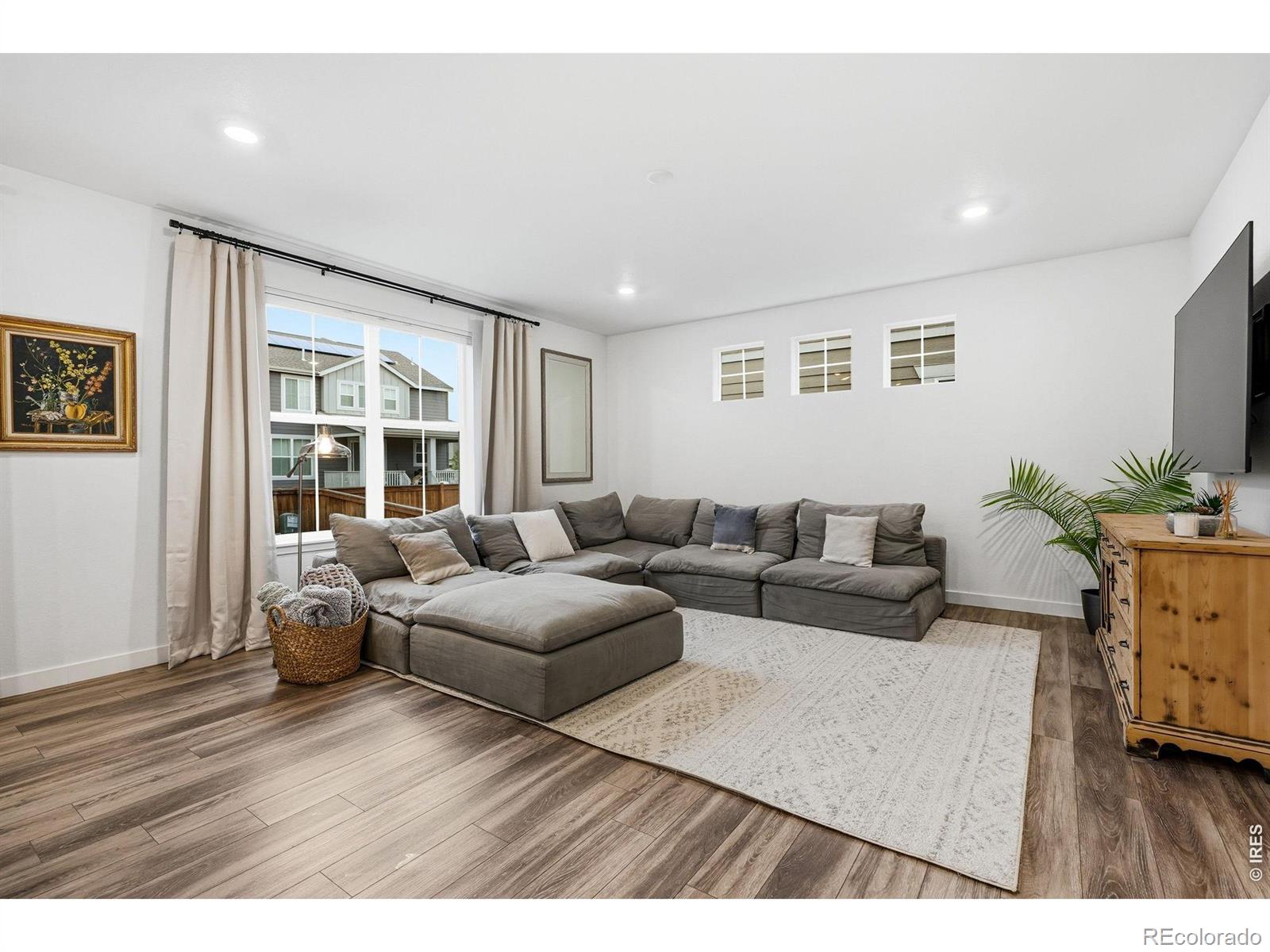 MLS Image #6 for 847  rosevine lane,erie, Colorado