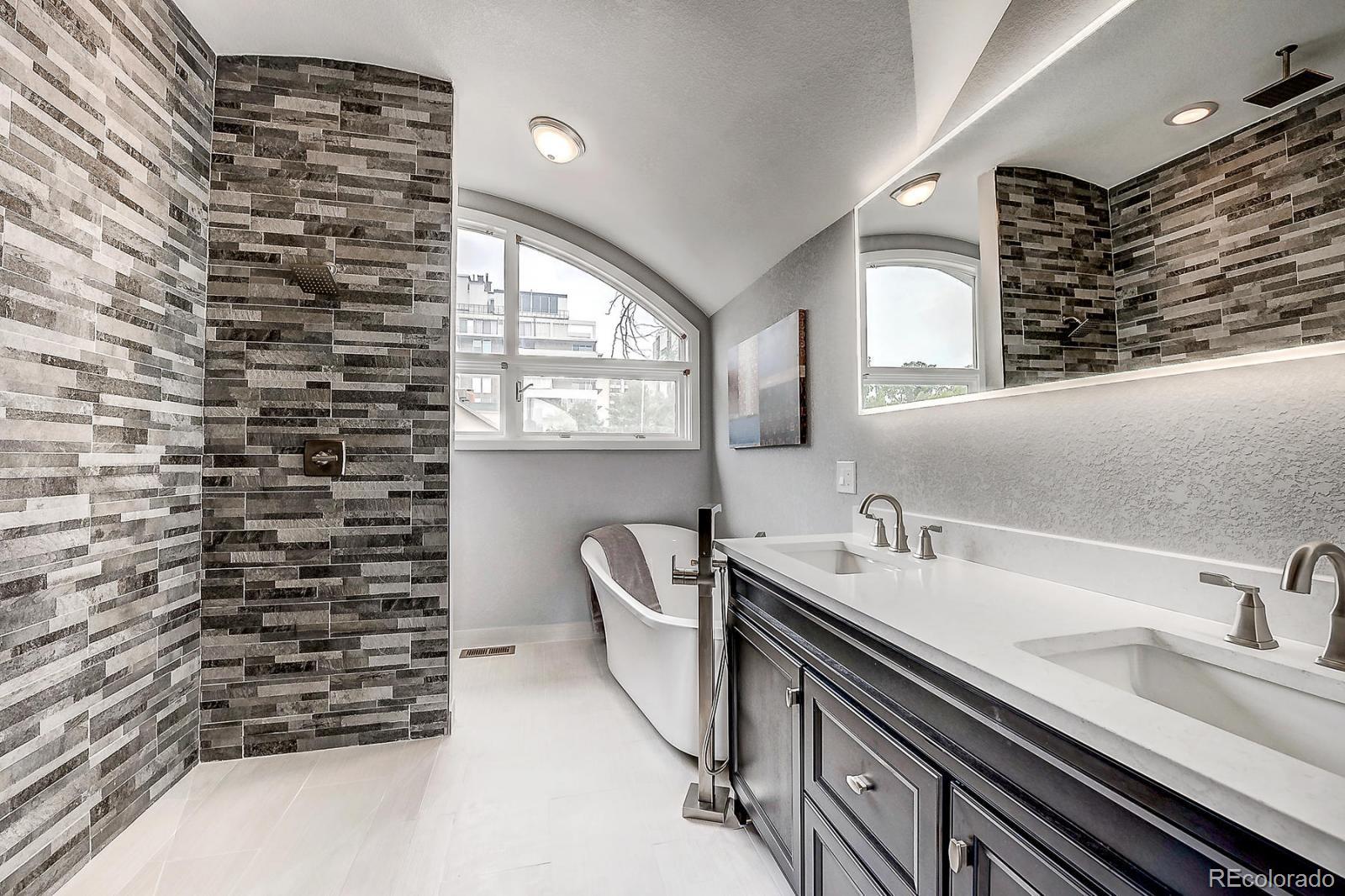 MLS Image #10 for 704 n pearl street,denver, Colorado