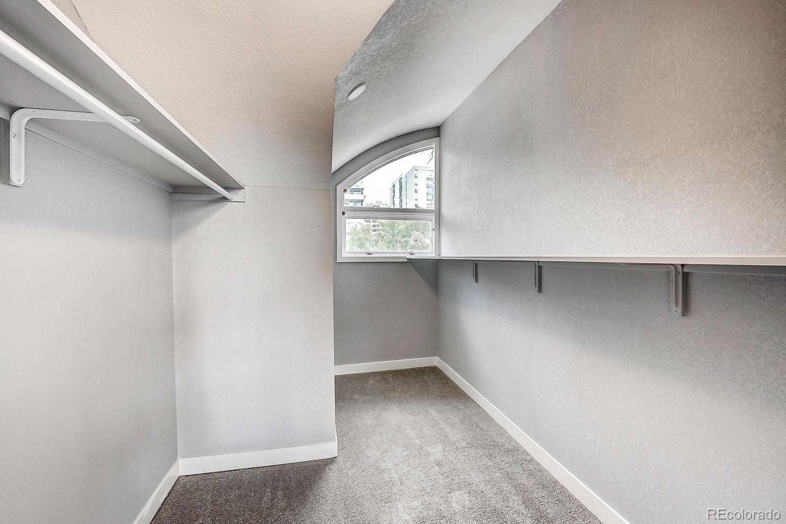 MLS Image #11 for 704 n pearl street,denver, Colorado