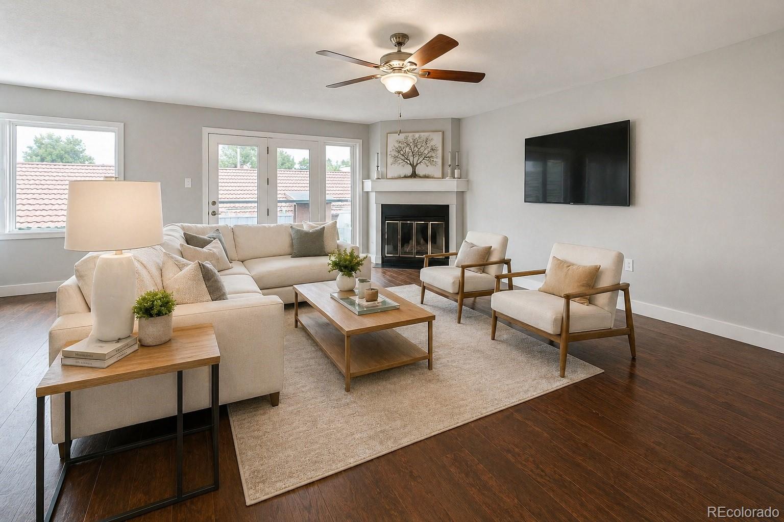 MLS Image #4 for 704 n pearl street,denver, Colorado