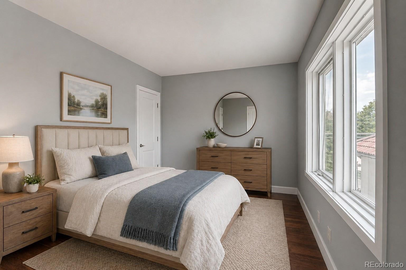 MLS Image #7 for 704 n pearl street,denver, Colorado