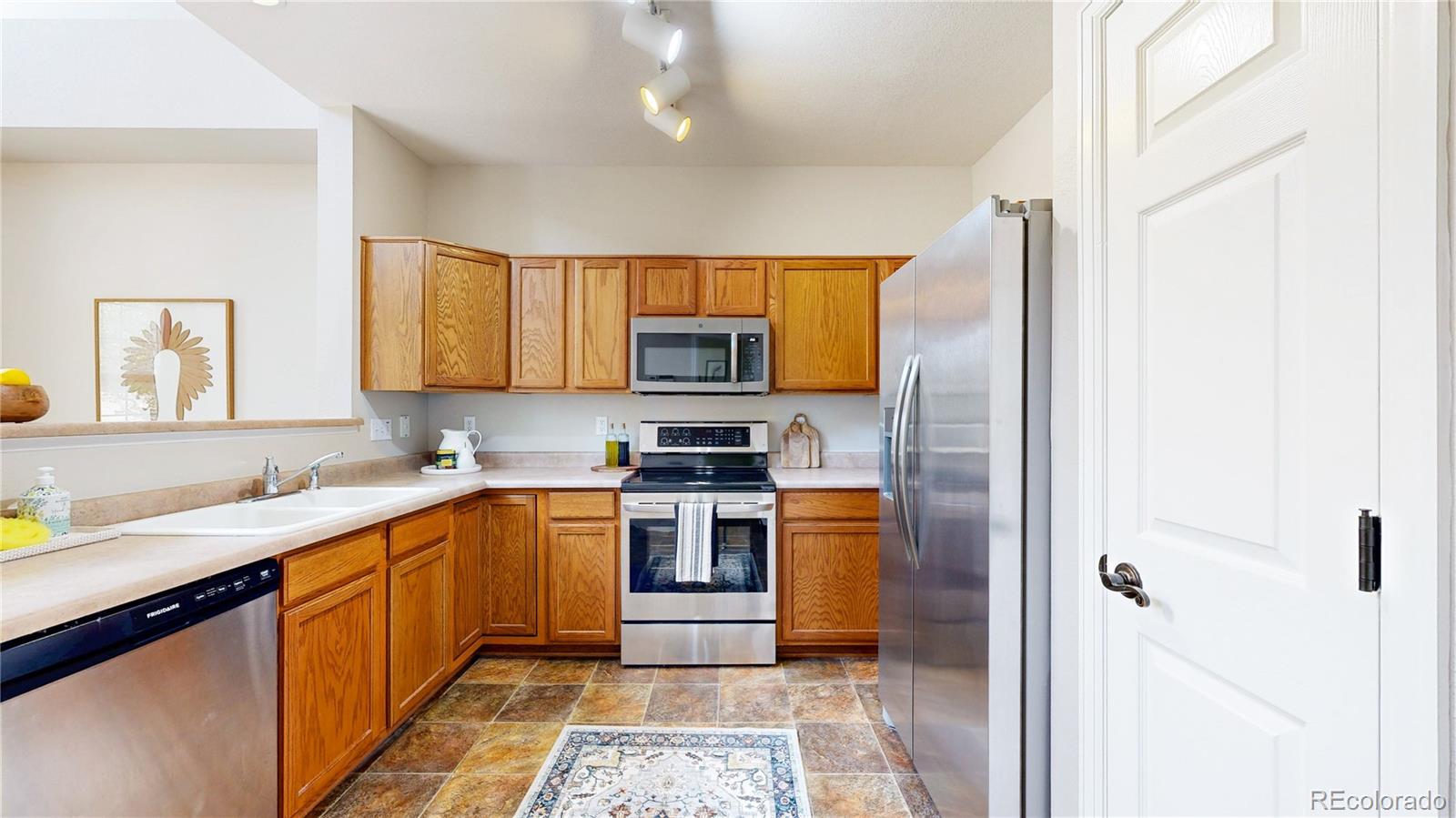 MLS Image #11 for 12734  jasmine street b,thornton, Colorado