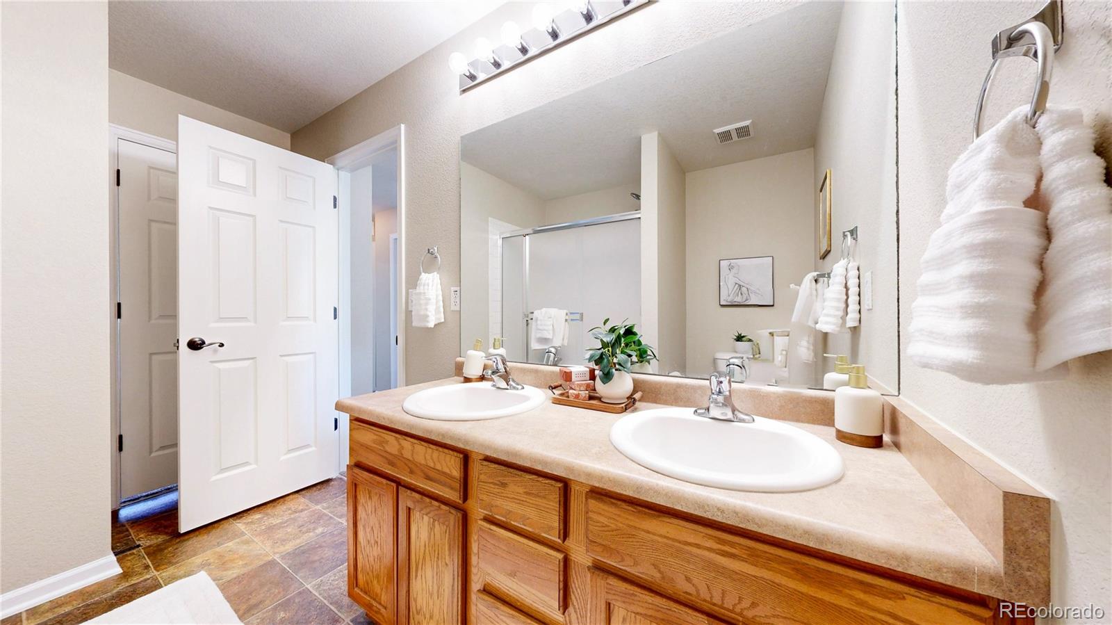 MLS Image #23 for 12734  jasmine street b,thornton, Colorado