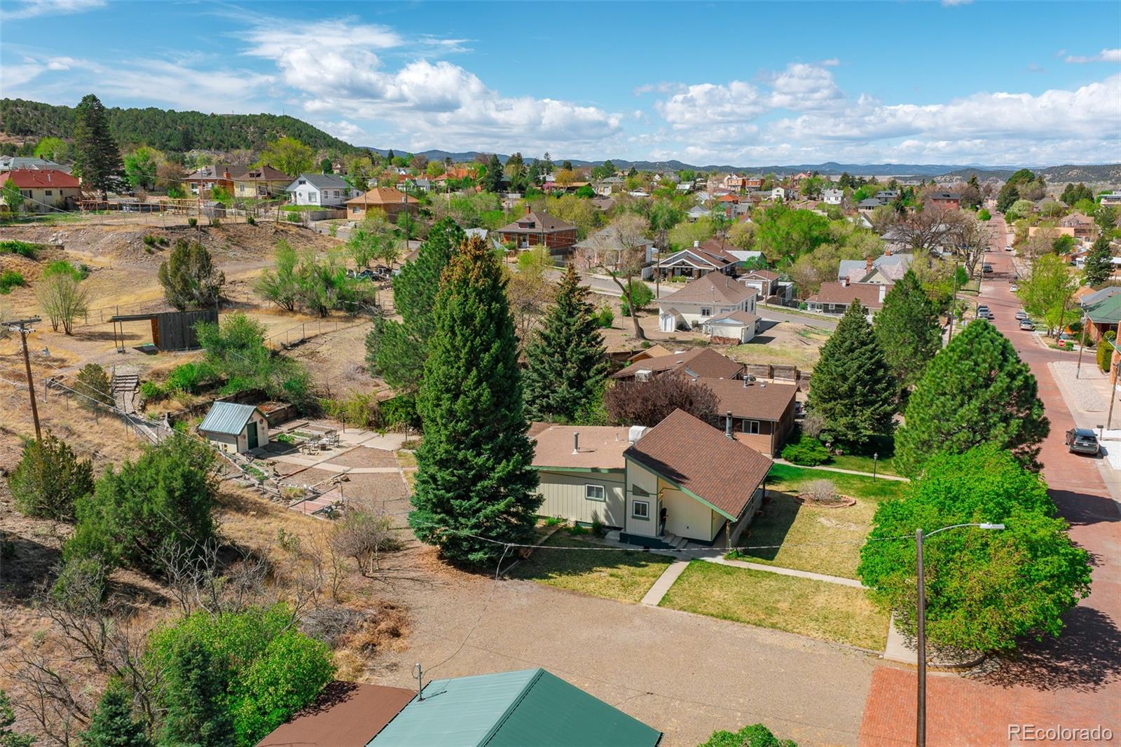 MLS Image #33 for 718 e second street,trinidad, Colorado