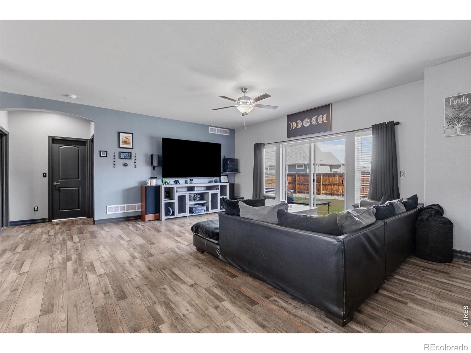 MLS Image #12 for 56431 e 24th avenue,strasburg, Colorado