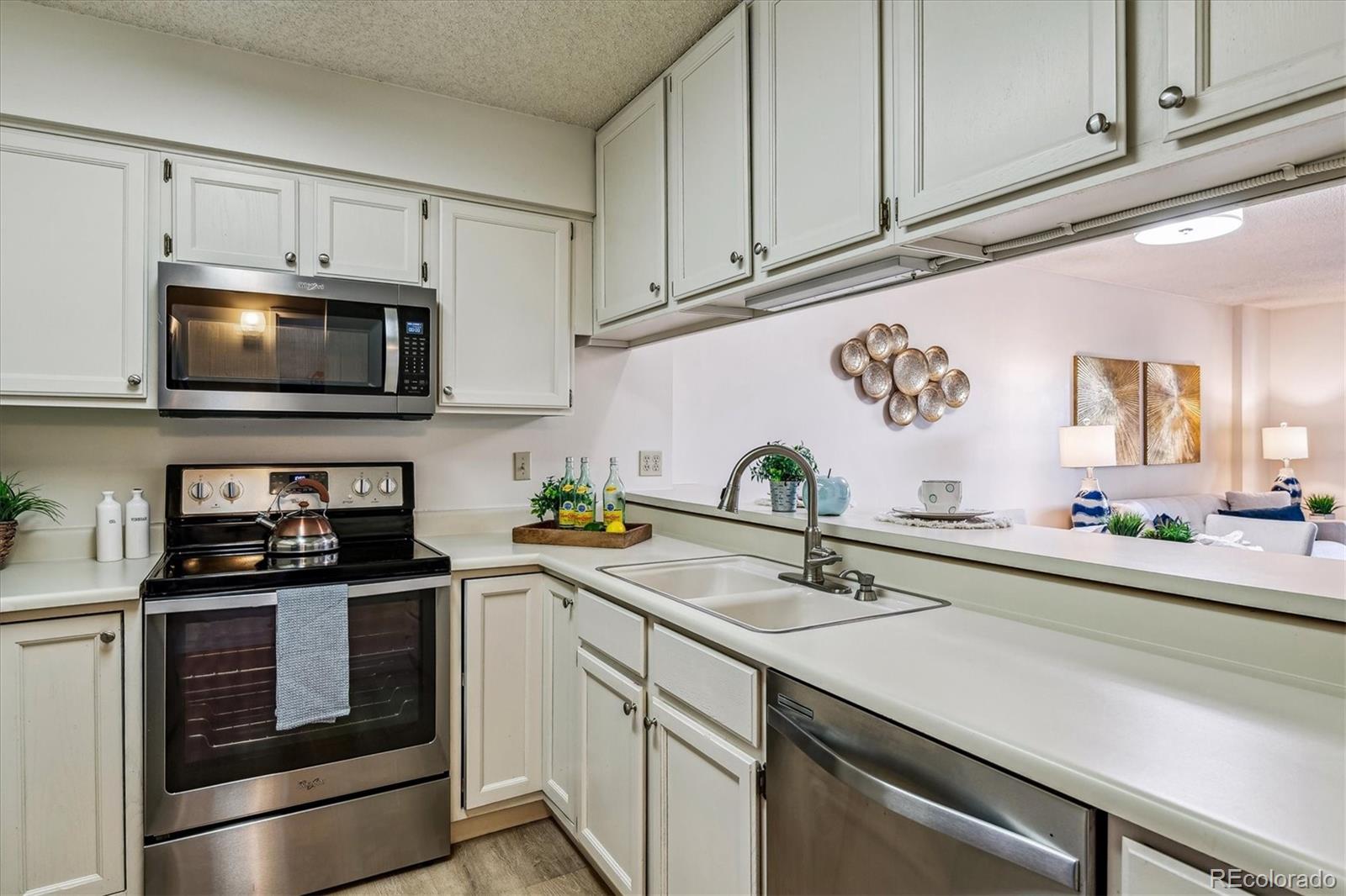 MLS Image #4 for 7420 e quincy avenue,denver, Colorado