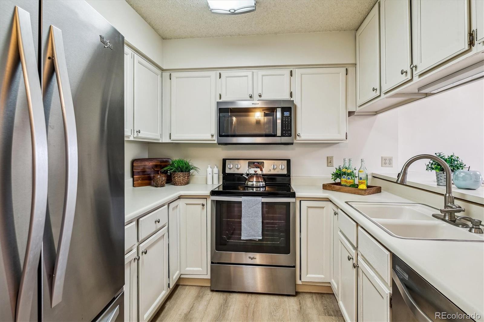 MLS Image #5 for 7420 e quincy avenue,denver, Colorado