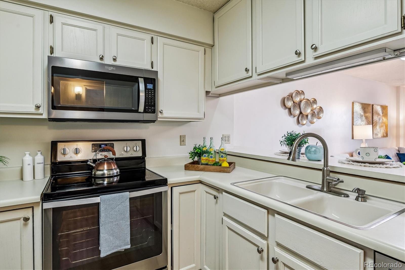MLS Image #6 for 7420 e quincy avenue,denver, Colorado