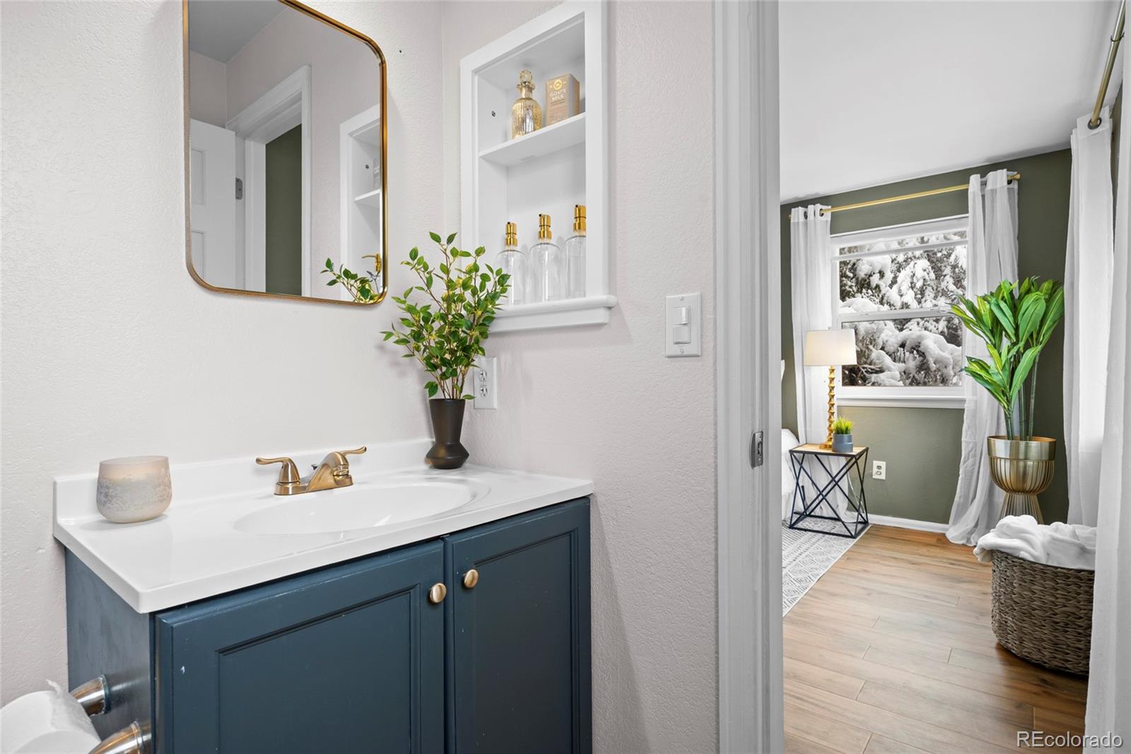 MLS Image #20 for 12414 e tennessee circle b,aurora, Colorado