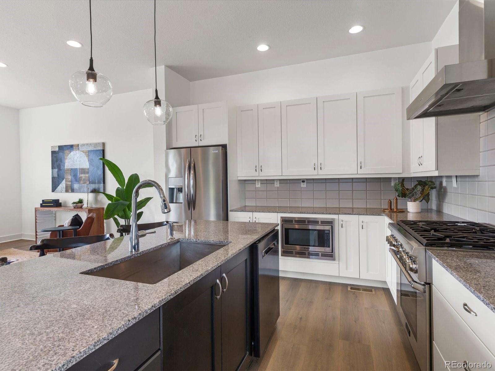 MLS Image #13 for 5547  valentia street,denver, Colorado